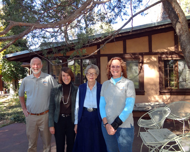 John Ruminer, Cindy Kelly, Helene Suydam, and Heather McClenahan in front of the Oppenheimer House